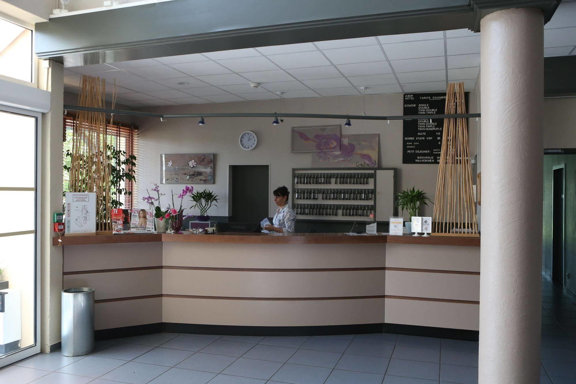Abor Hotel, Mont De Marsan Saint-Pierre-du-Mont  Zewnętrze zdjęcie